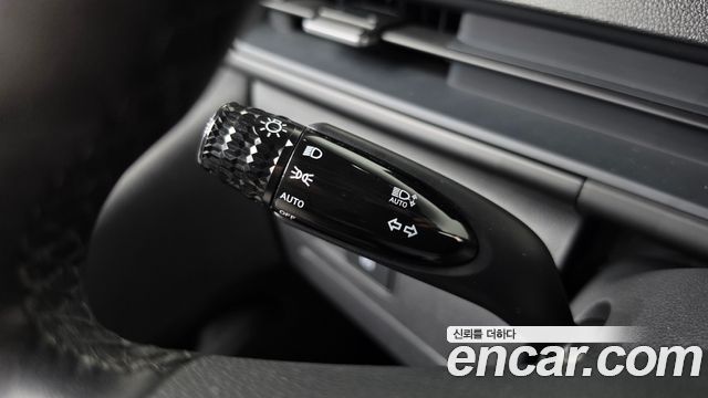 Hyundai Staria 2025 — photo 25