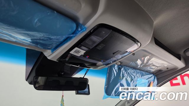 Hyundai Staria 2025 — photo 26