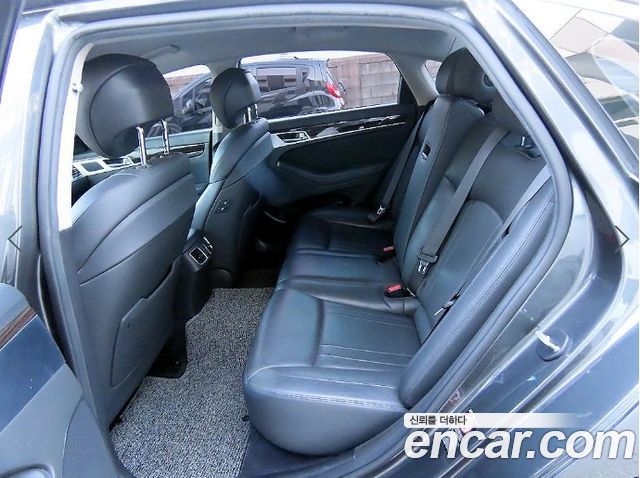Genesis G80 2017 — photo 7