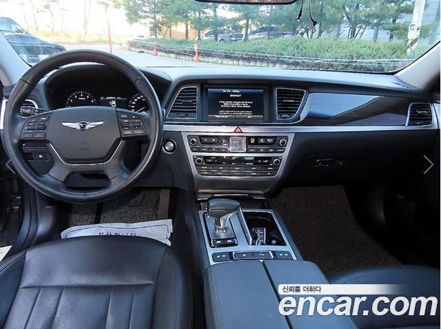 Genesis G80 2017 — photo 8