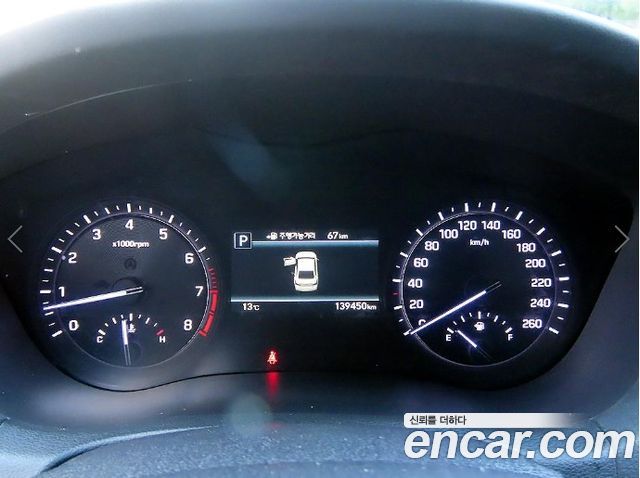 Genesis G80 2017 — photo 10