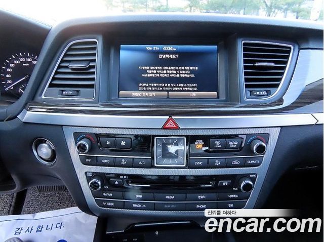 Genesis G80 2017 — photo 13