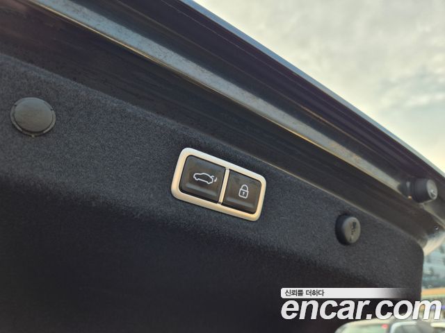 Hyundai Grandeur 2023 — photo 13