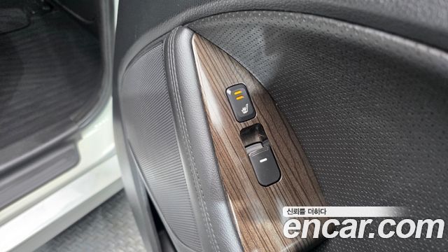 Kia K5 2015 — photo 25
