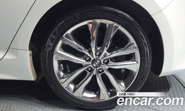 Kia K5 2015 — photo 7