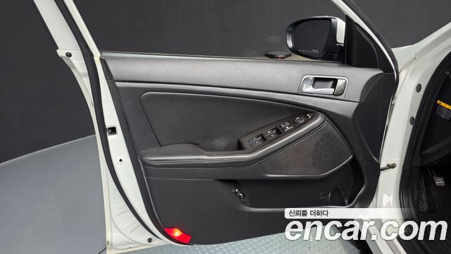 Kia K5 2015 — photo 14