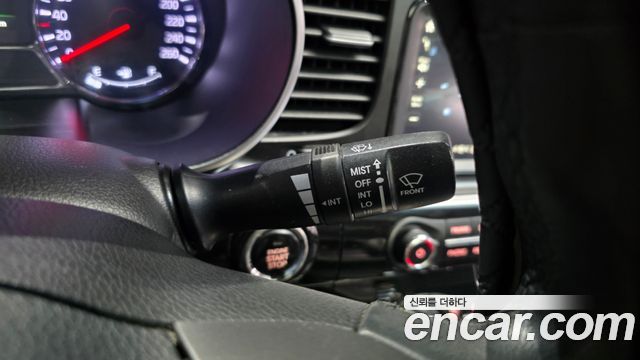 Kia K5 2015 — photo 36