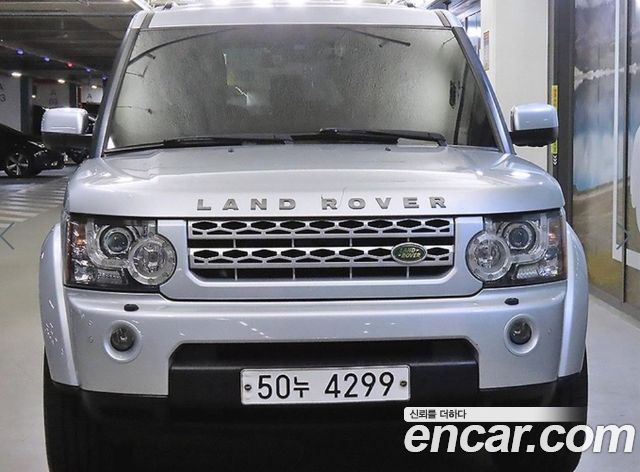 Land Rover Discovery 2010 — photo 2