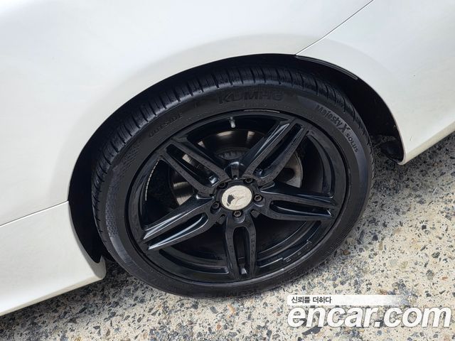 Mercedes-Benz E-Class 2019 — photo 8