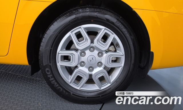 Hyundai Staria 2022 — photo 7