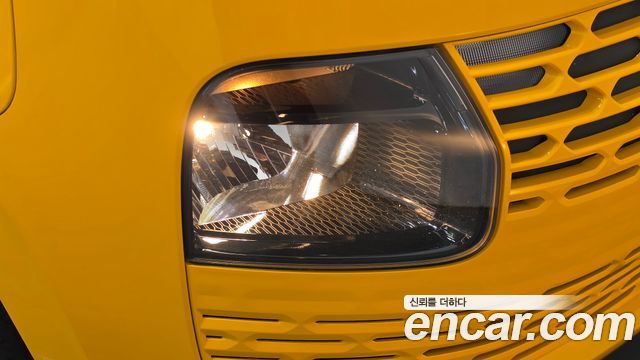 Hyundai Staria 2022 — photo 8