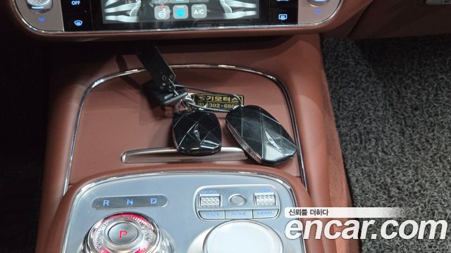 Genesis G90 2023 — photo 21