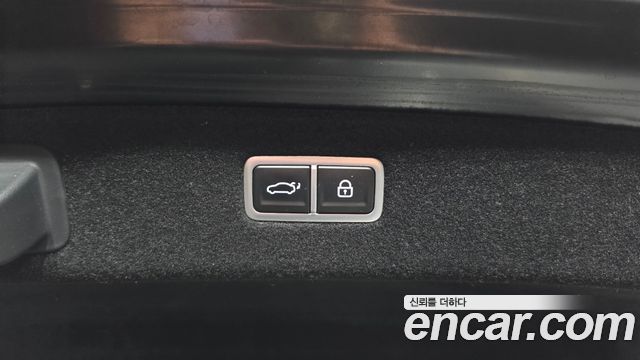 Genesis G90 2023 — photo 24