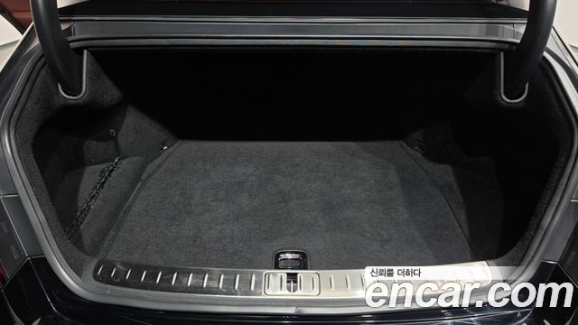 Genesis G90 2023 — photo 25