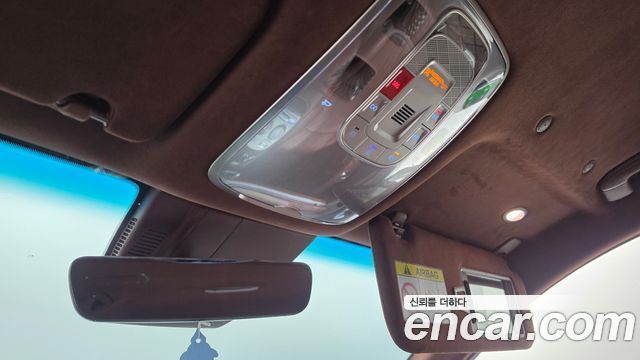 Genesis G90 2023 — photo 26