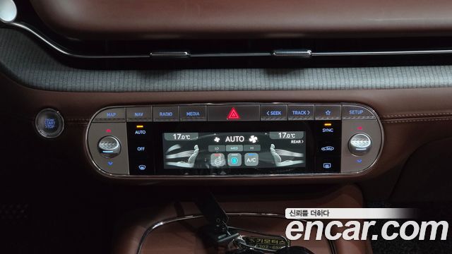 Genesis G90 2023 — photo 39