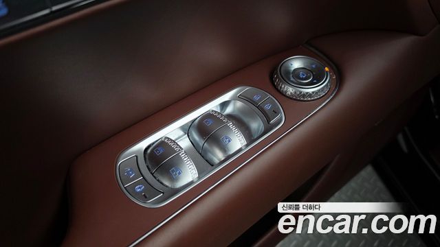 Genesis G90 2023 — photo 40