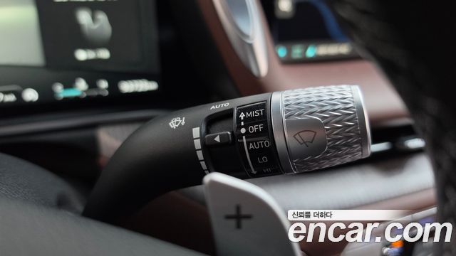 Genesis G90 2023 — photo 42