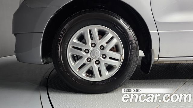 Hyundai Starex 2017 — photo 5