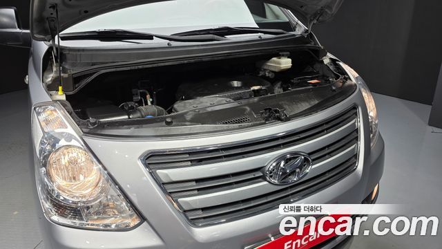 Hyundai Starex 2017 — photo 6