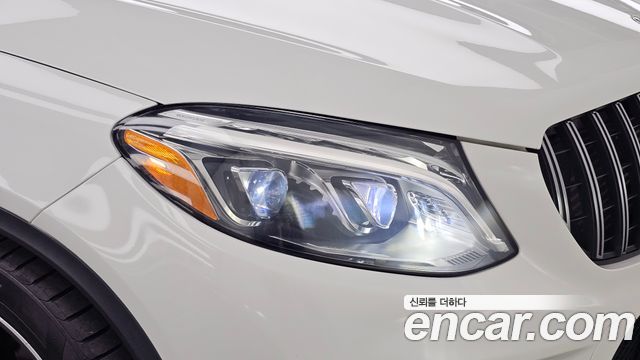 Mercedes-Benz GLE-Class 2018 — photo 8