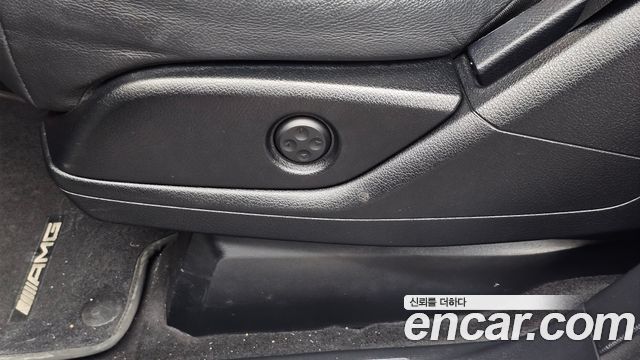 Mercedes-Benz GLE-Class 2018 — photo 31