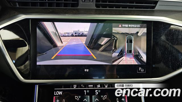 Audi A7 2021 — photo 15