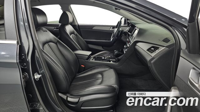 Hyundai Sonata 2018 — photo 17