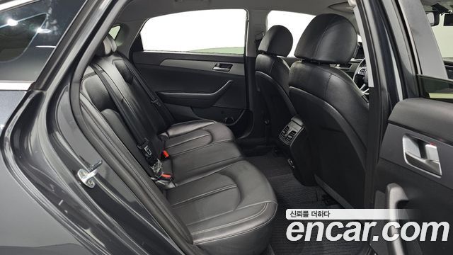 Hyundai Sonata 2018 — photo 18