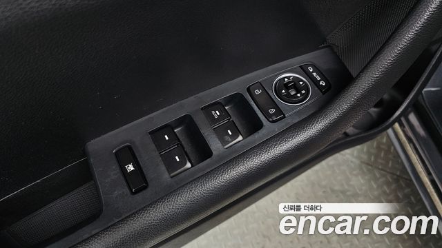 Hyundai Sonata 2018 — photo 28