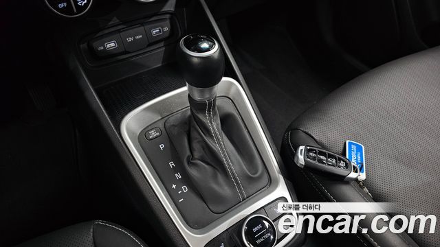Hyundai Venue 2022 — photo 12