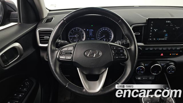 Hyundai Venue 2022 — photo 19