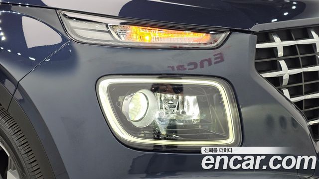Hyundai Venue 2022 — photo 8