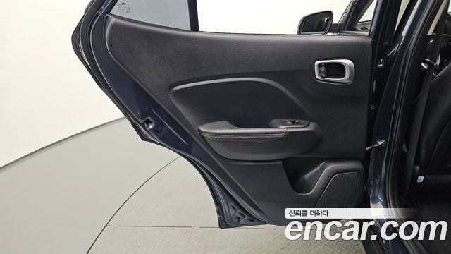 Hyundai Venue 2022 — photo 15