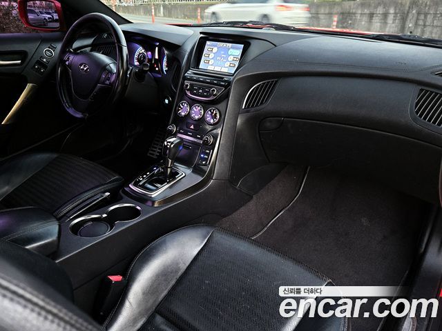 Hyundai Genesis 2012 — photo 9