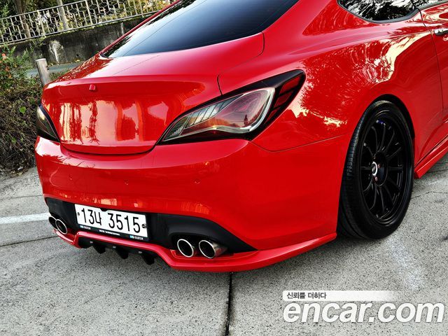 Hyundai Genesis 2012 — photo 17