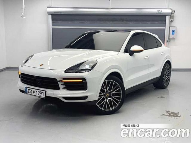 Porsche Cayenne 2023 — photo 1
