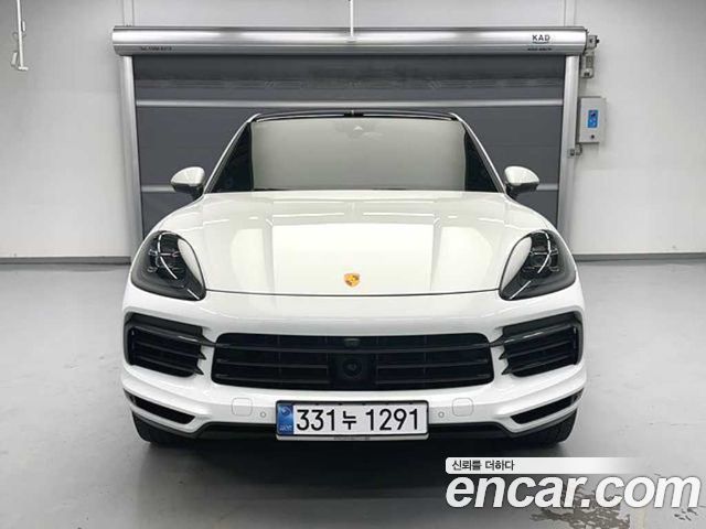 Porsche Cayenne 2023 — photo 2