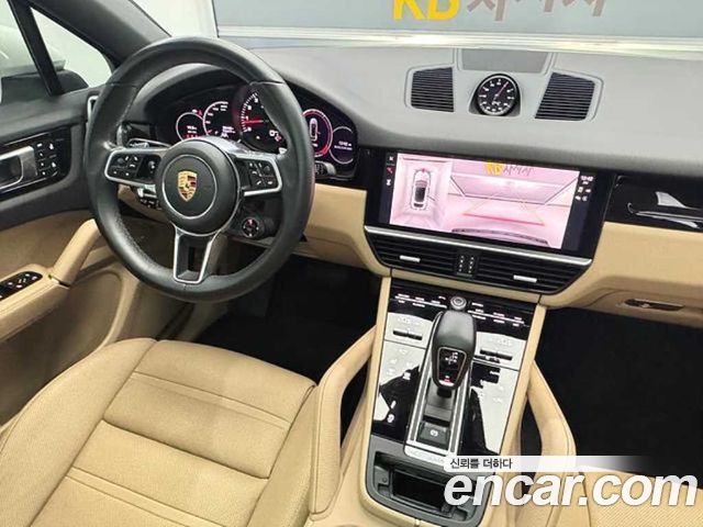Porsche Cayenne 2023 — photo 12