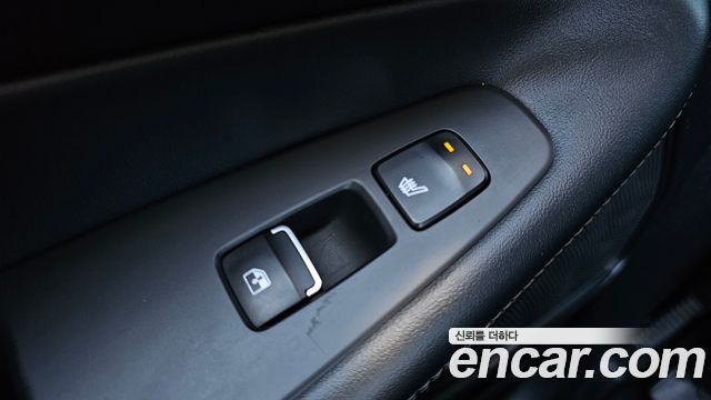 Hyundai Santafe 2019 — photo 18