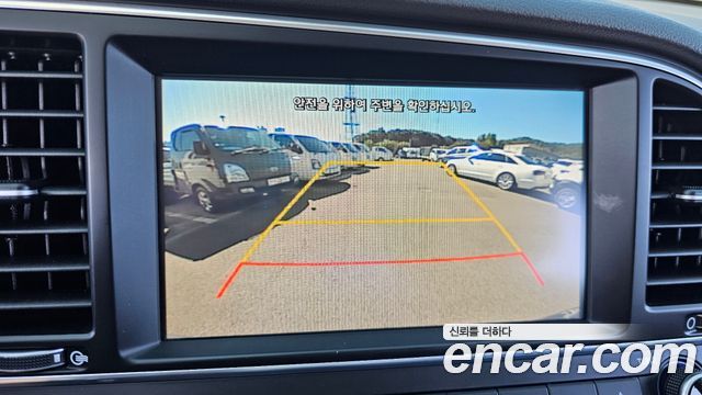 Hyundai AVANTE 2018 — photo 15