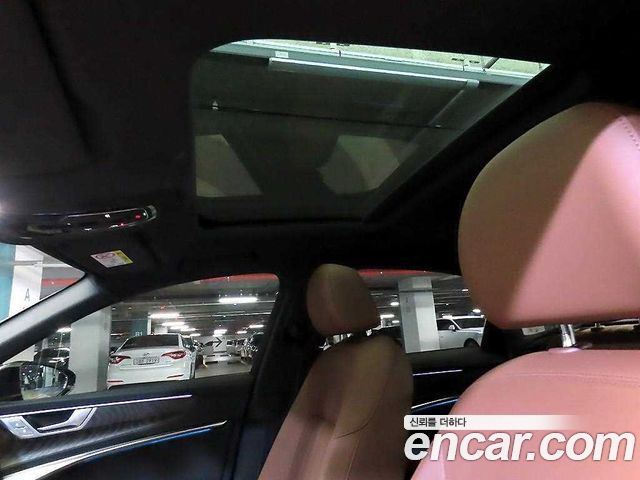 Audi A6 2023 — photo 17