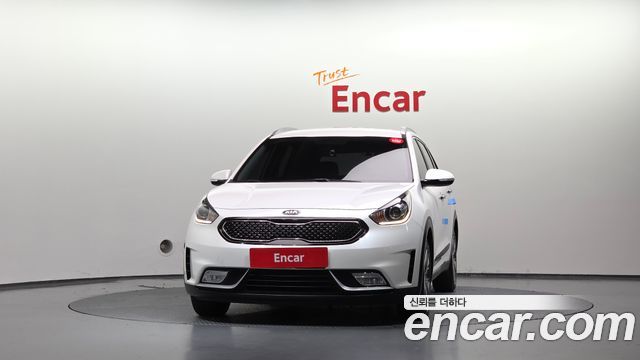 Kia Niro 2018 — photo 3