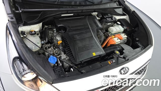 Kia Niro 2018 — photo 6