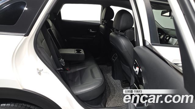 Kia Niro 2018 — photo 18