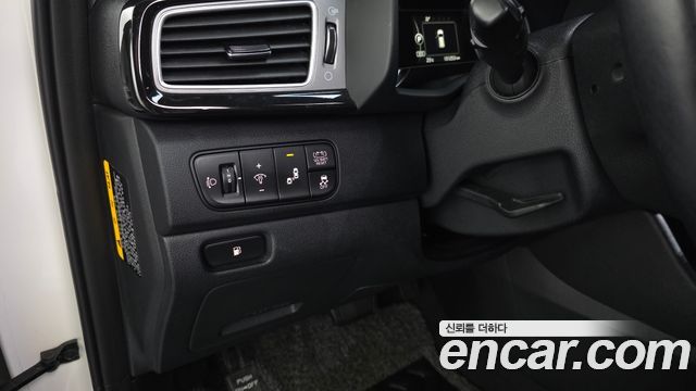 Kia Niro 2018 — photo 20