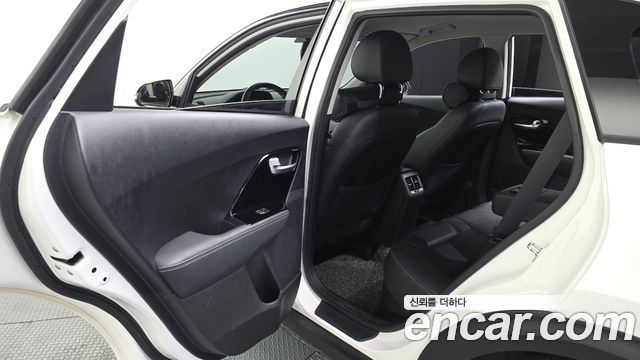 Kia Niro 2018 — photo 16