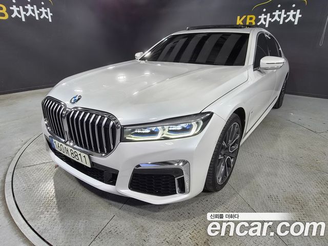 BMW 7-Series 2022 — photo 3