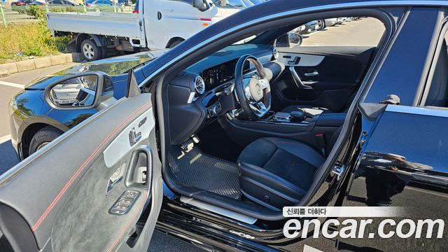 Mercedes-Benz CLA-Class 2023 — photo 10