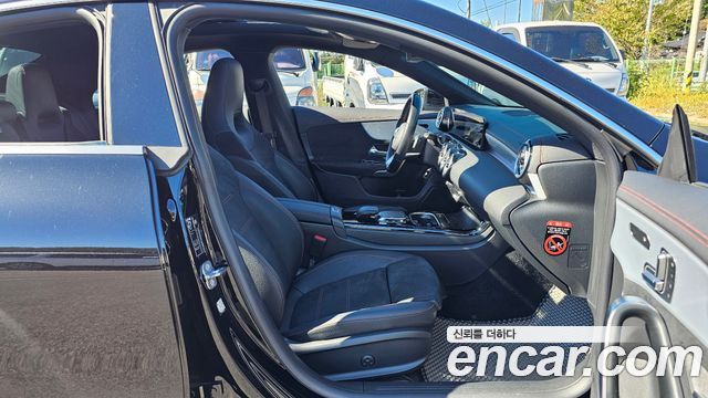 Mercedes-Benz CLA-Class 2023 — photo 11